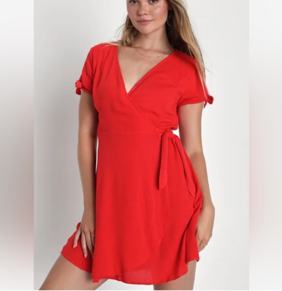 Lulu's Red Wrap Mini Dress Size LARGE